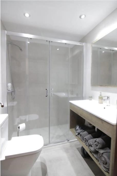 Taraska Ii Duplex En Centro Neuralgico De *