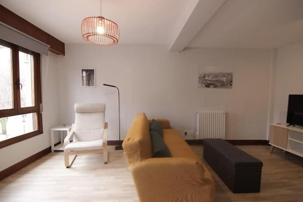 Taraska Ii Duplex En Centro Neuralgico De *